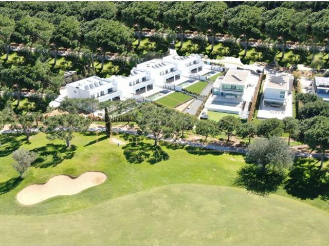 Moradia de luxo em Vilamoura V4+1 Frente Golfe