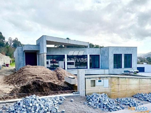 Moradia de Luxo Minimalista com Piscina Infinita | 26064072761
