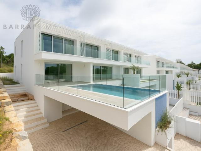 Moradia de Luxo nova a estrear perto da Praia do Ancão em Vale do Lobo