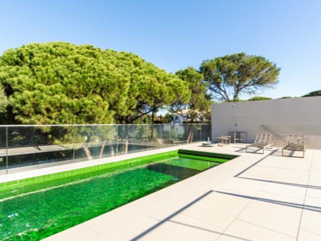 Moradia de Luxo na Exclusiva Quinta da Marinha