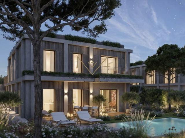 Moradia de luxo T4 Novo, condomínio fechado, Caparica, Almada vista mar e vista golf