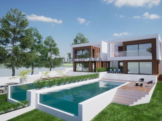 Moradia de luxo T5 com piscina e vista mar em Troia