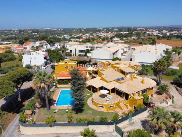 Moradia de luxo T5 com piscina em Albufeira 710m² Albufeira Olhos de Água