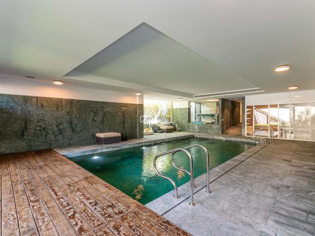 Moradia de luxo T5 isolada junto à praia 1240m² Gulpilhares