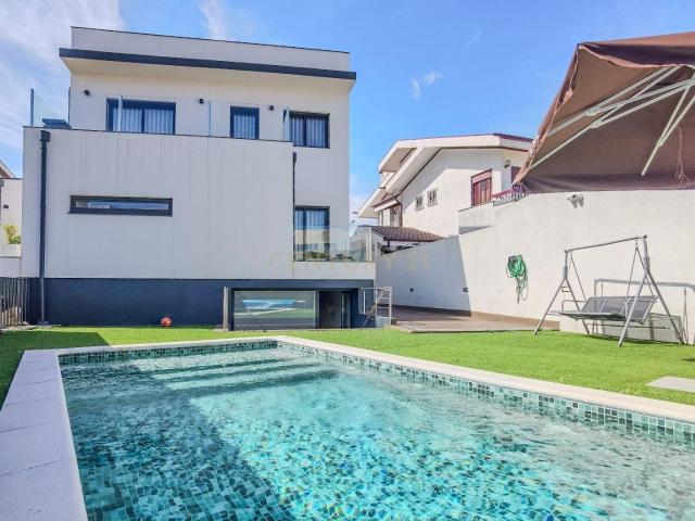 Moradia de Luxo Única em Rio Tinto