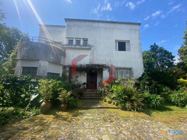 Moradia de Luxo V12 no Bairro de Hollywood ? Porto | 3.015 m² | Potencial de Loteamento para Condomínio Privado | 26084012331