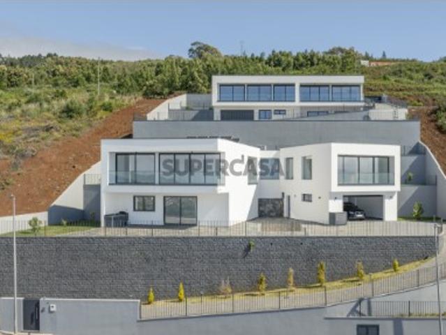 Moradia de Sonho com Vista Mar e Serra