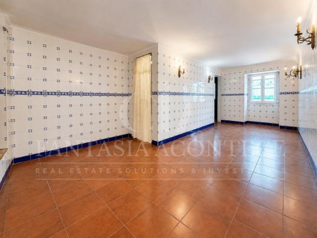 Moradia de 2 Pisos com Quintal no Centro do Crato