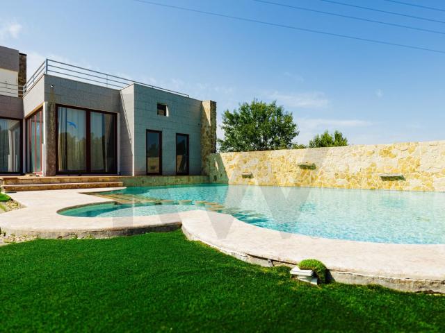 Moradia Exclusiva com Piscina e Jardim a 10 min. da Figueira da Foz