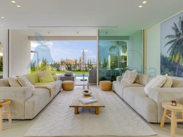 Moradia Exclusiva com Vista Mar em Santa Bárbara de Nexe