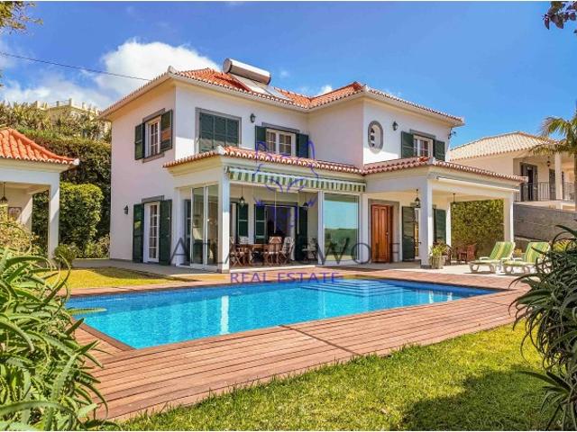 Moradia Exclusiva na Ponta do Sol + Lote de Terreno com 709 m²