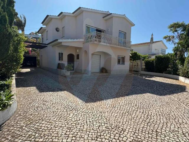 Moradia e Anexos com Vista Mar – Lagos