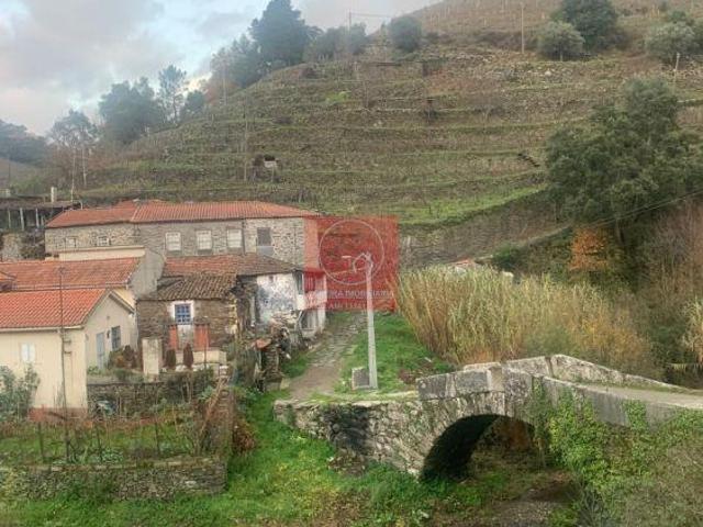 Moradia em Moura Morta com vistas para o rio | 26073539738