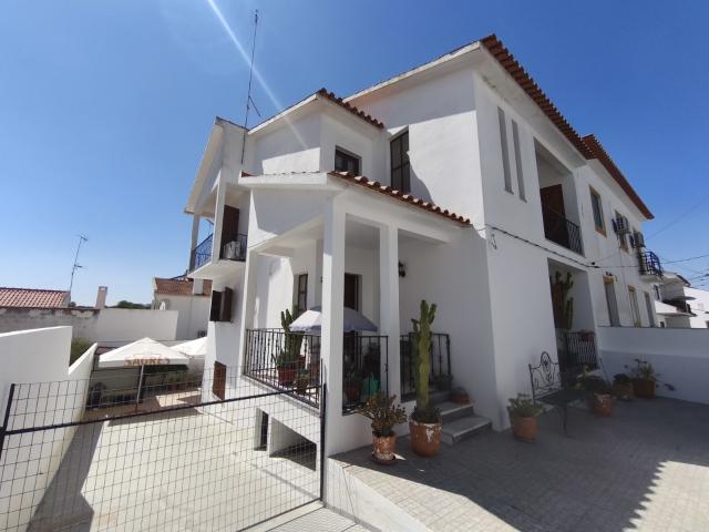 Moradia em Moura com optima area