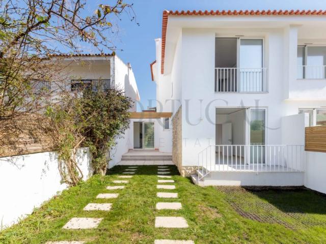 Moradia em banda Contemporânea T3+1 com Jardim Privado e Espaço Exterior Junqueiro