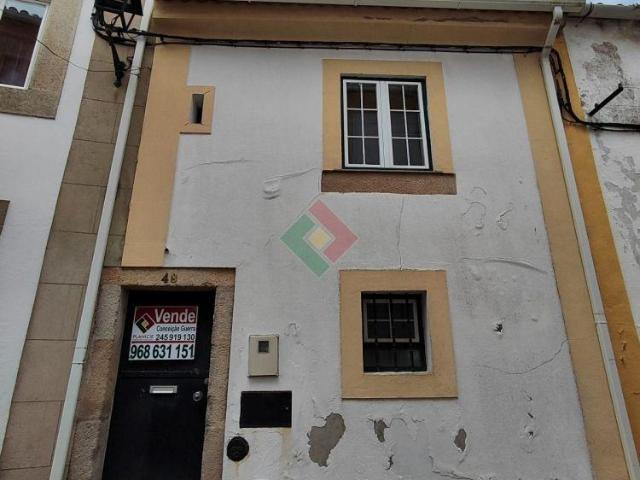 Moradia em banda, para venda, Castelo de Vide Santa Maria da Devesa | 26063782863