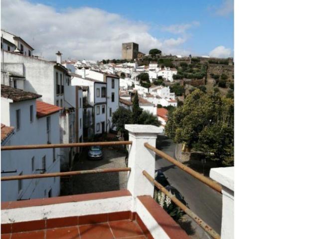 Moradia em banda, para venda, Castelo de Vide Santa Maria da Devesa | 26082836625