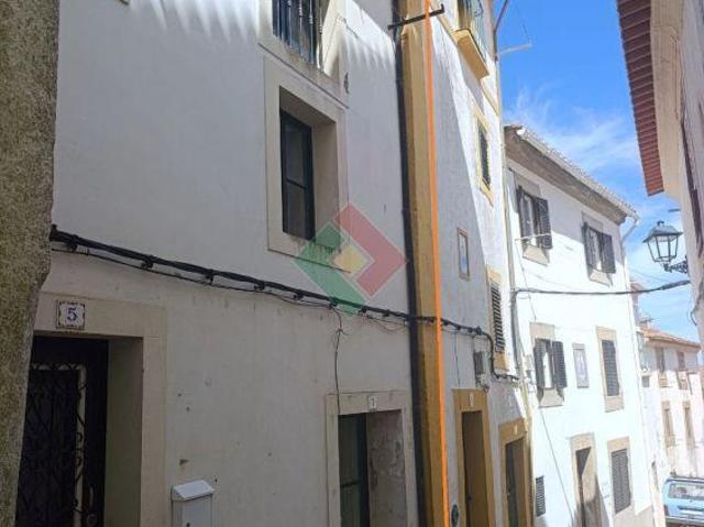 Moradia em banda, para venda, Castelo de Vide Santa Maria da Devesa | 26084097081