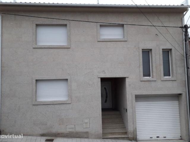 Moradia em Banda T4 Venda em Mirandela,Mirandela