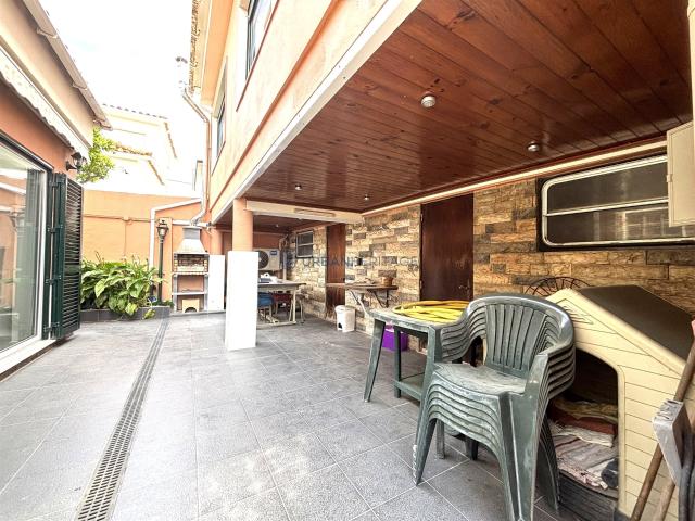 Moradia em Banda T2+2 Venda em Porto Salvo,Oeiras 111m² Porto Salvo e Barcarena