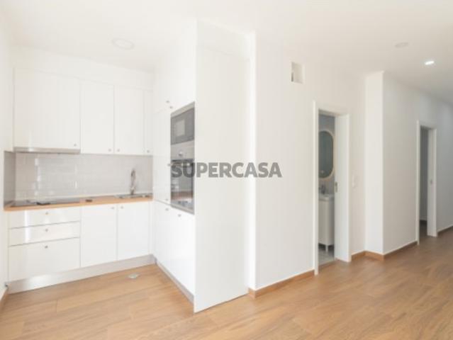 Moradia em Banda T2 com logradouro Alhos Vedros 230.000€