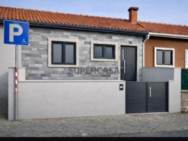 Moradia em banda T2 em Mafamude e Vilar do Paraíso de 42 m²