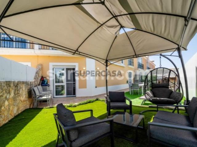 Moradia em Banda T2 Venda em Albufeira e Olhos de Água,Albufeira