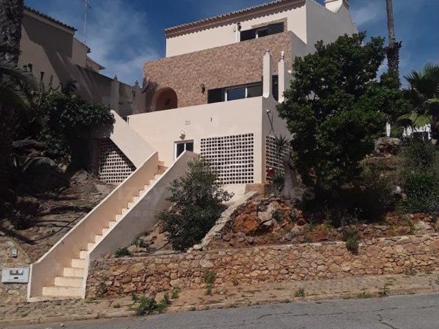 Moradia em banda T3+1 com Piscina no Concelho de Loulé Exc. 140m² Loulé São Clemente