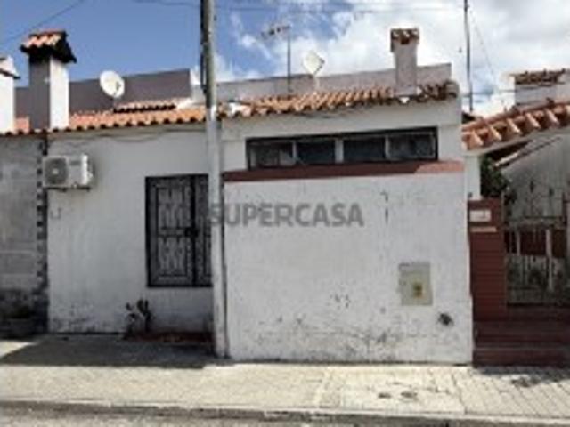 Moradia em Banda T3 Usada com 80 m² de área útil em Sado, Setúbal