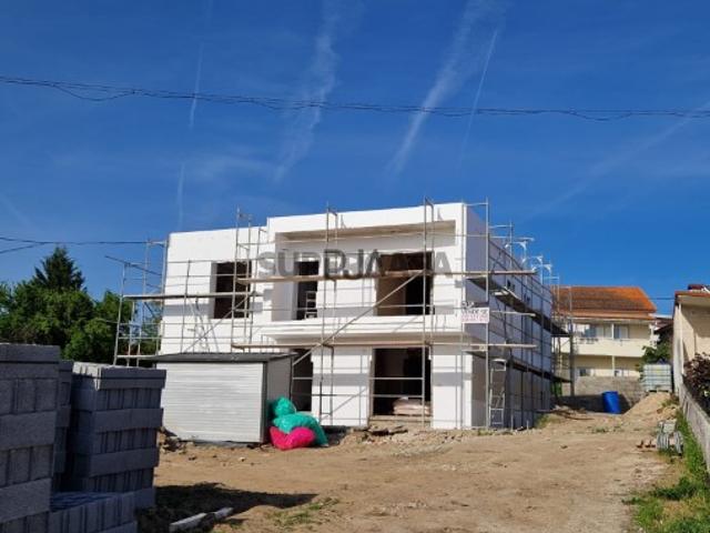Moradia em Banda T3 Venda em Abraveses,Viseu