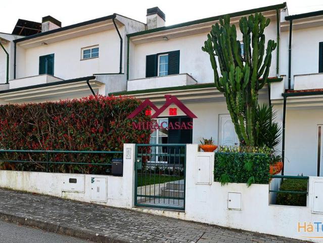 Moradia em Banda T3 Venda em Branca,Albergaria a Velha | 26064082850