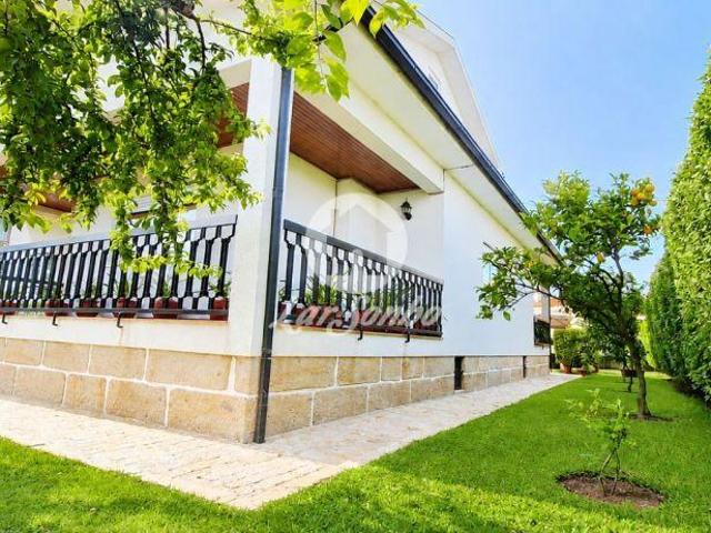 Moradia em Barroselas | 26084094200