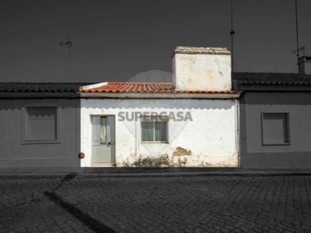 Moradia em Cabeção