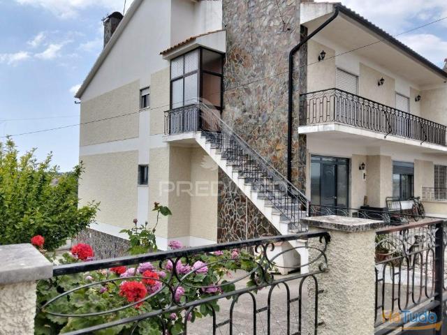 Moradia em Carregueiros a venda | 26084086957