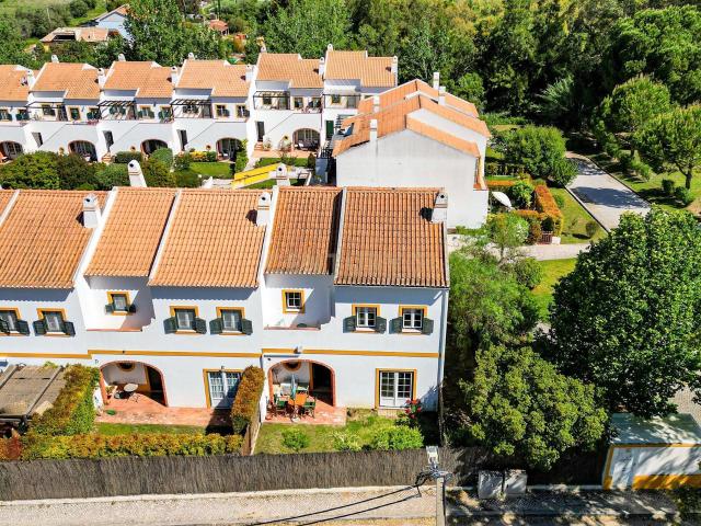 Moradia em condomínio fechado com Piscina, Perto das Praias. 129m² Azeitão São Lourenço e São Simão