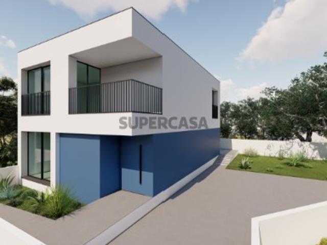 Moradia em Construção T 4+1 em Portimão