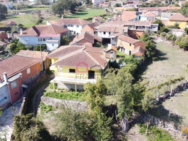 Moradia em construção ? Vouzela | 26084059957