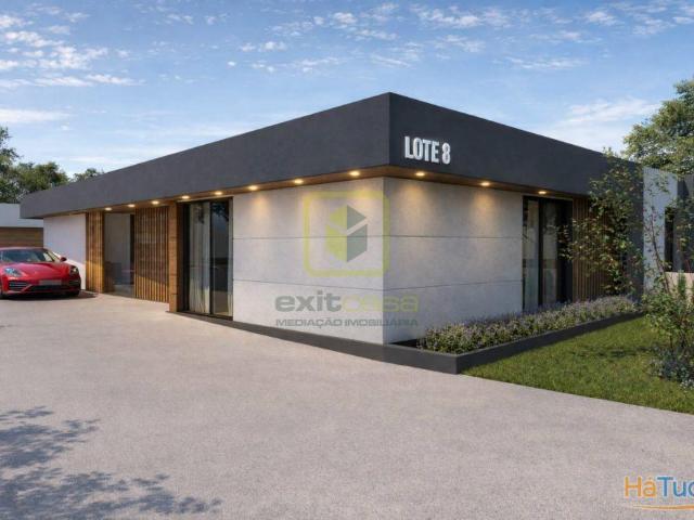 Moradia Térrea em Construção em Aveiro | 26054085589
