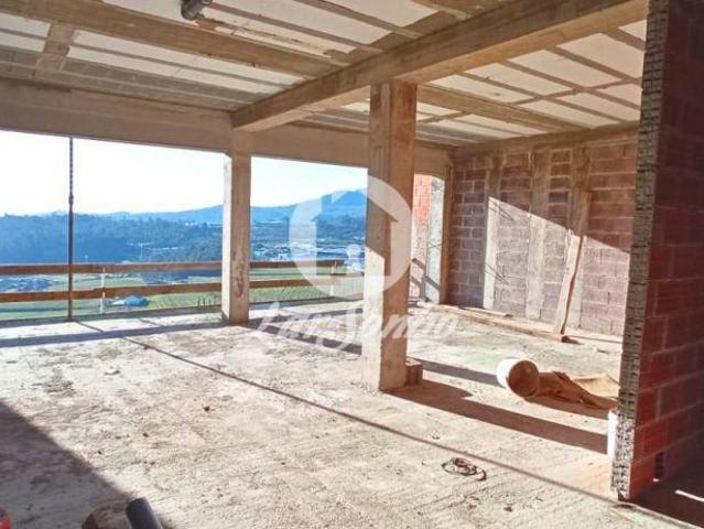 Moradia em construção em Barcelos | 26083484902