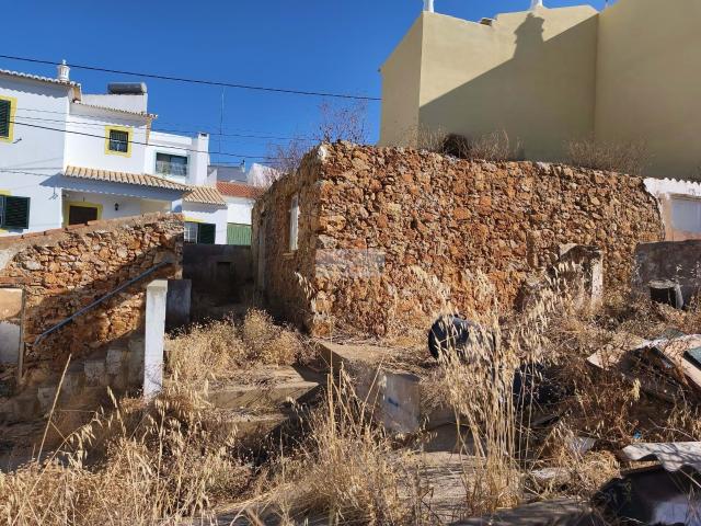 Moradia em Espiche, Ruina