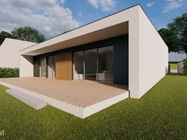 Moradia em estrutura em Moure com projeto aprovado