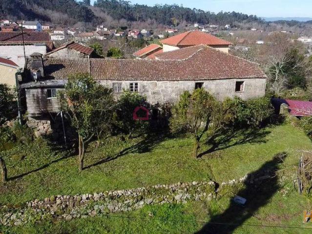 Moradia em granito p/recuperar Vouzela | 26084072559