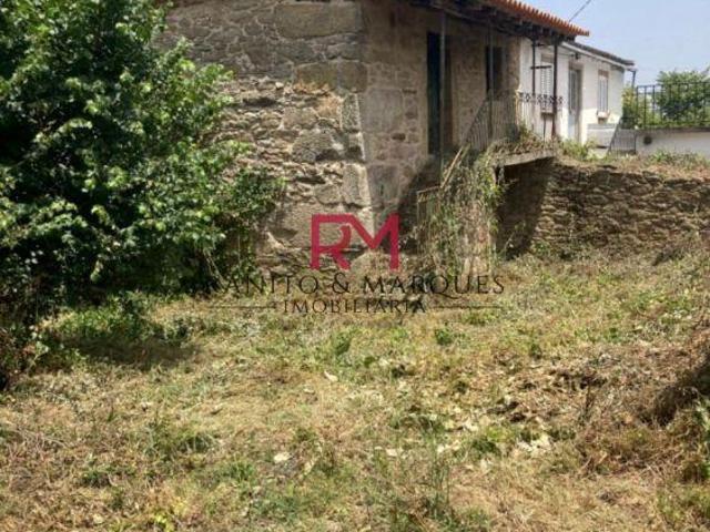 MORADIA EM PEDRA PARA REABILITAR EM MIRANDA DO DOURO, DISTRITO DE BRAGANÇA | 26074063337