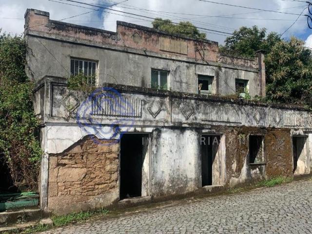 Moradia em Ruína em Santo Tirso 103m² Areias e Pias
