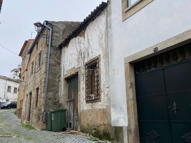 Moradia em ruína para recuperação total Penamacor, Castelo Branco