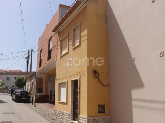 MORADIA EM RIBAMAR | ERICEIRA | 350.000 €