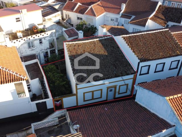 Moradia em São Pedro, Angra do Heroísmo, São Pedro