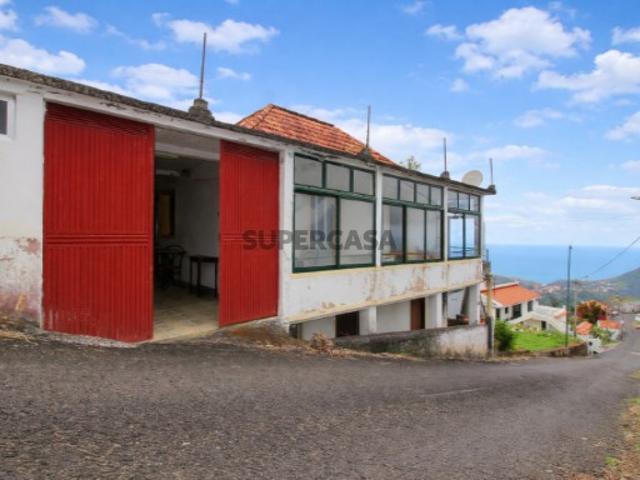 Moradia em São Roque do Faial com Vista Mar e Montanha