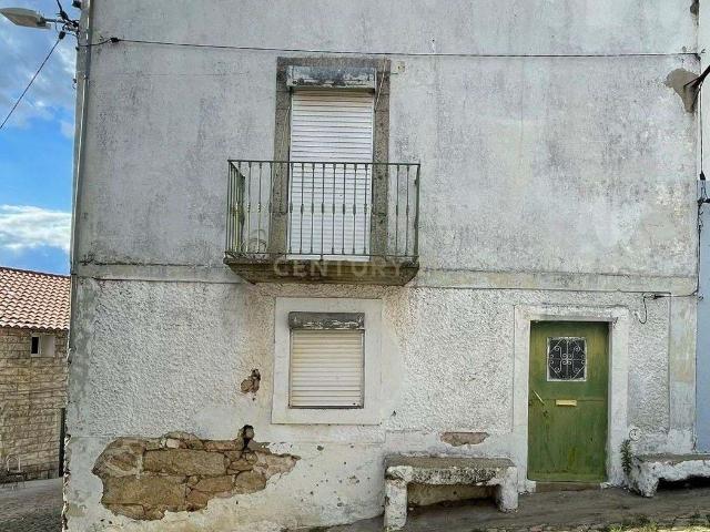 Moradia em Salvaterra do Extremo, Idanha a Nova