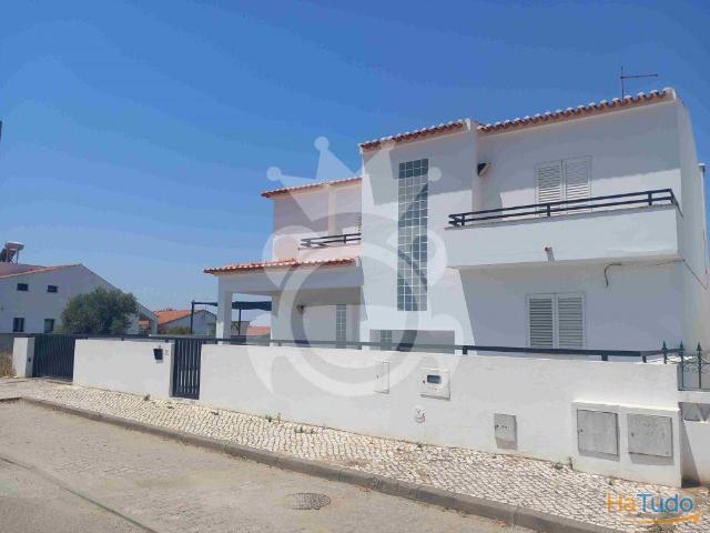 Moradia em Serpa T5 | 26084092847